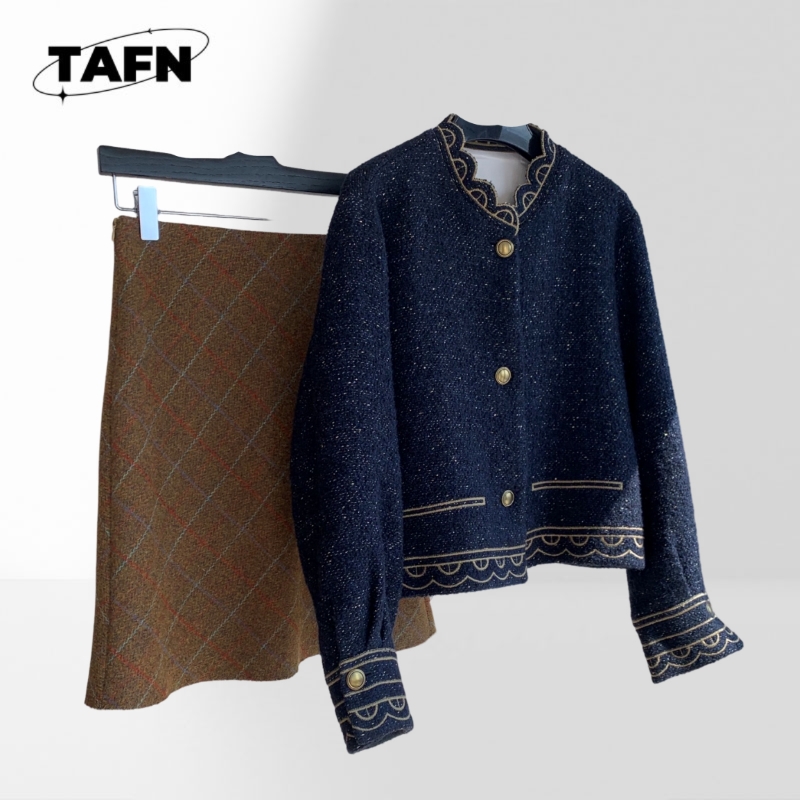 Fashion-Forward Women's Skirt  - Women'S Formal Day Wear ulasan dan harga